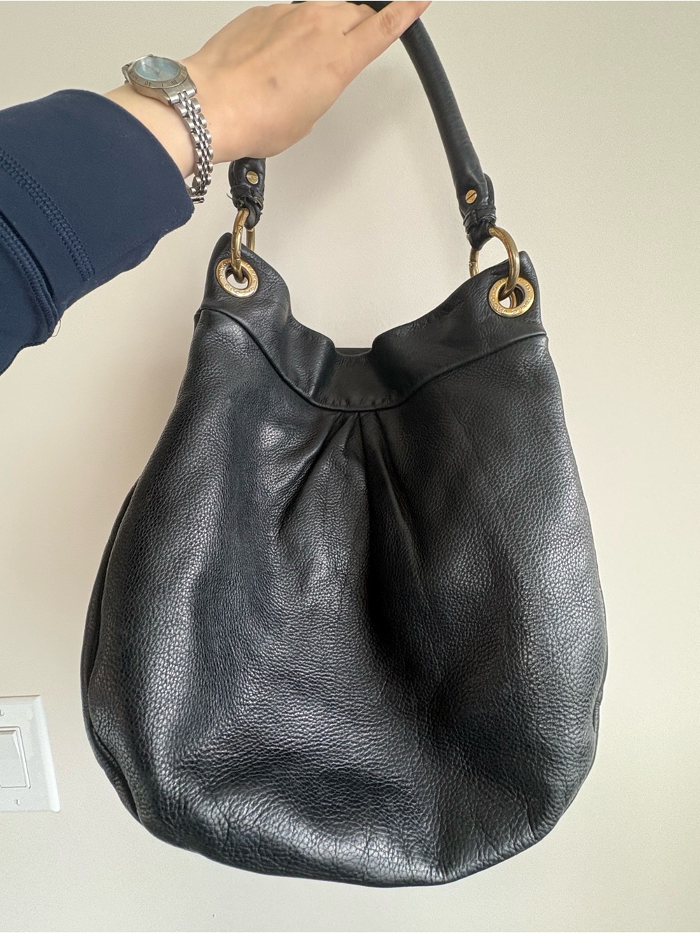 Marc Jacobs Black Leather Hobo with Brass Logo Plaque - Picture 2 of 5